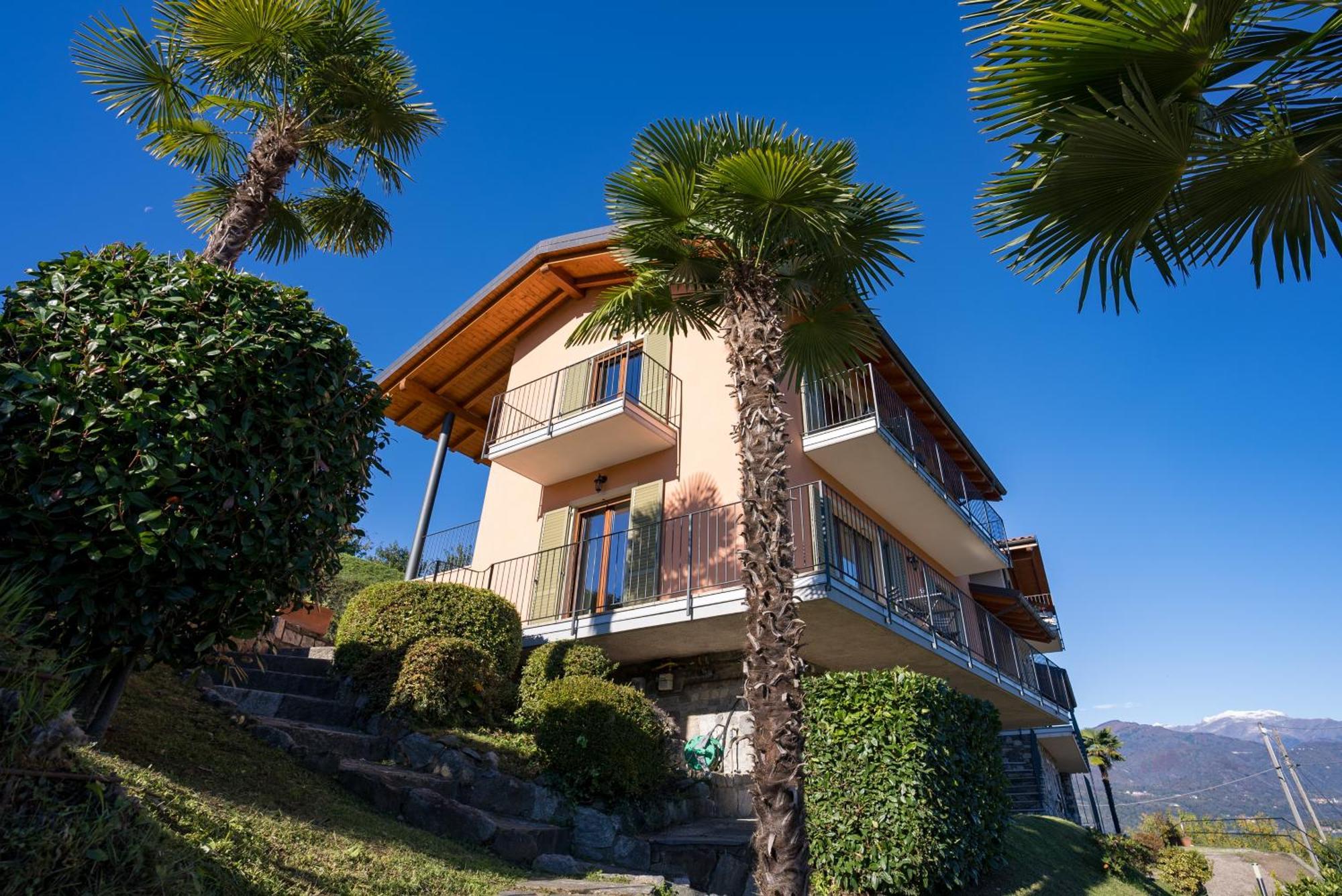 Casa Elsa - Lago D'Orta Орта-Сан-Джулио Экстерьер фото